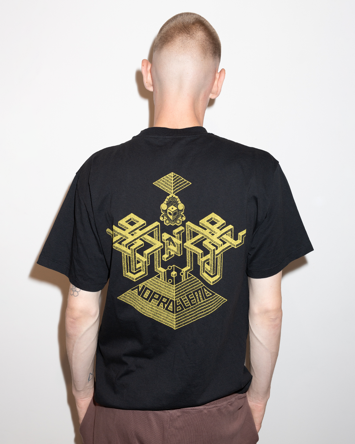 No Problemo Atomic Pyramid SS Tee Black