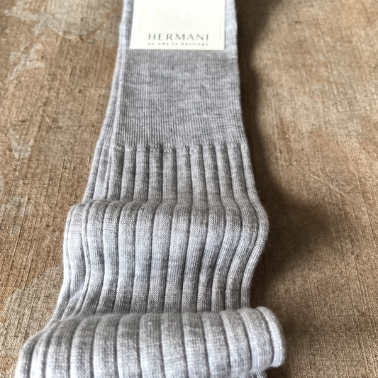 Hermani Cashmere-Silk Knee High Grigio