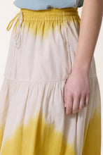 Load image into Gallery viewer, Leon &amp; Harper Juize Mustard Long skirt
