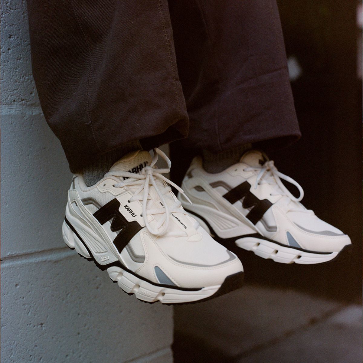 Karhu Super Fulcrum Vanilla Ice / Black