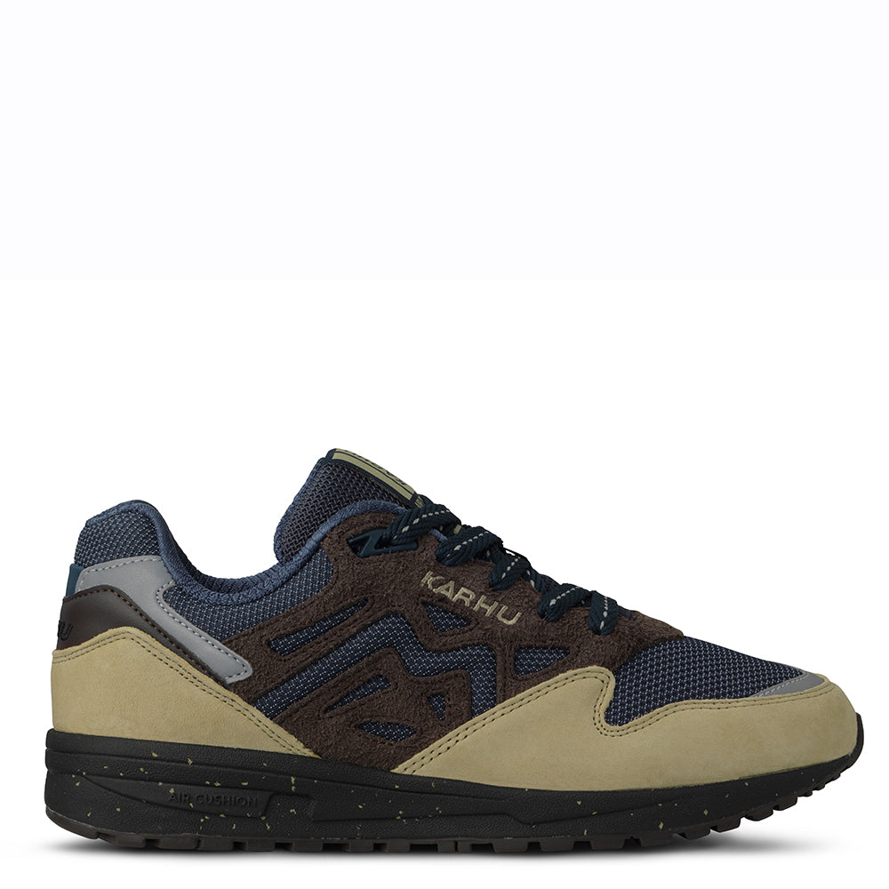 Karhu Legacy 96 Pale Olive Green / Chocolate Torte