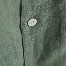 Load image into Gallery viewer, Portuguese Flannel Linen Camp Collar Dry Green
