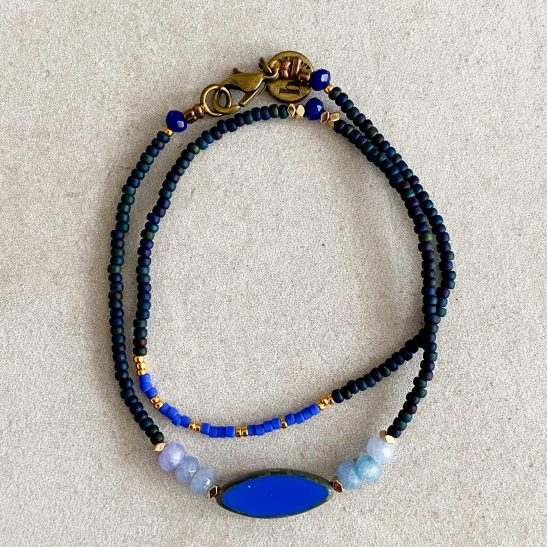 Blythe-B Bracelet Glass Spindle with Blue Agate