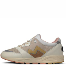 Load image into Gallery viewer, Karhu Aria 95 Lilly White/Curry
