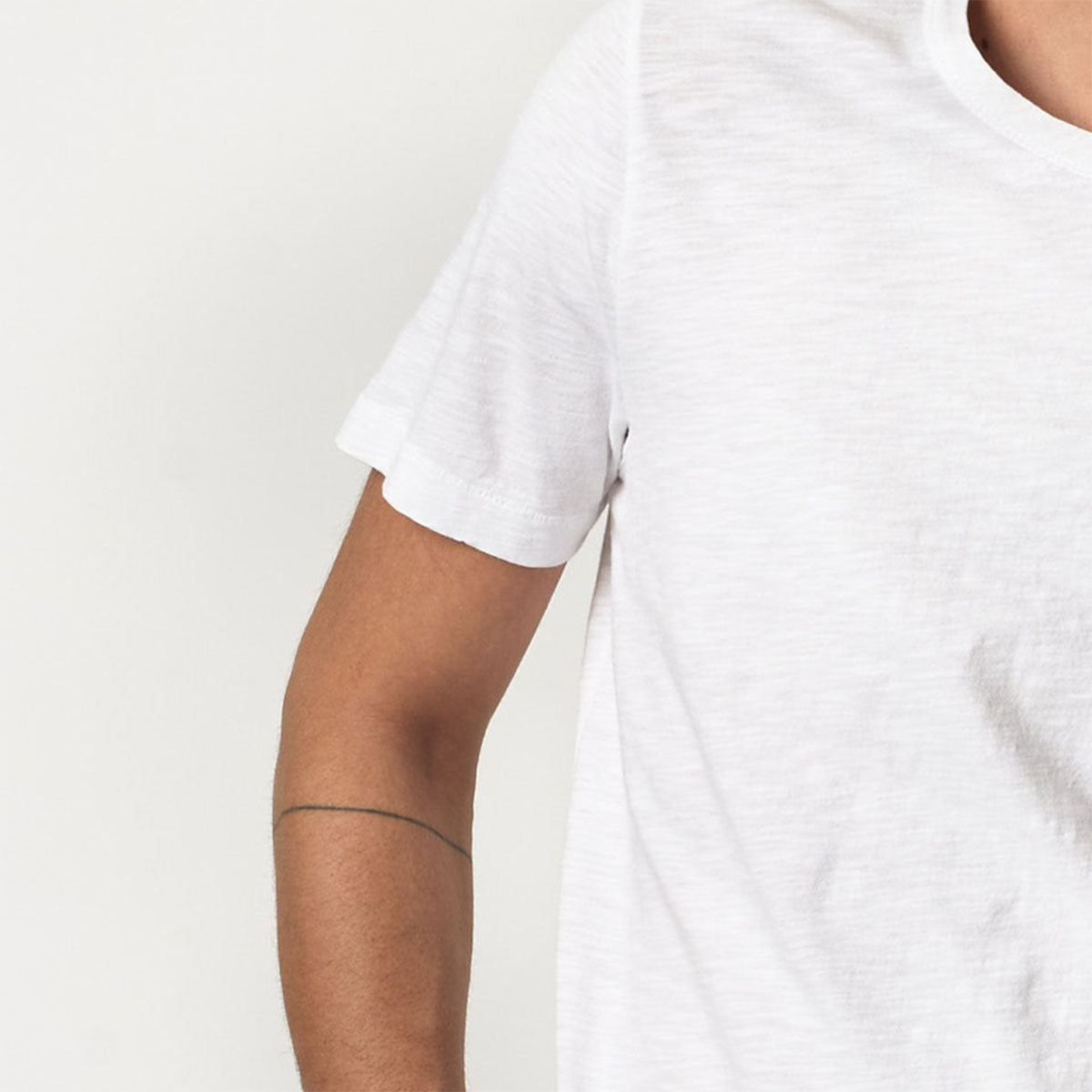 Merz b. Schwanen SCT04 Unisex Pima Cotton T-Shirt White