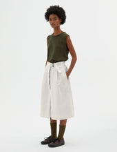 Load image into Gallery viewer, MHL W&#39; Cinch Waist Skirt Workwear Cotton Twill Off White
