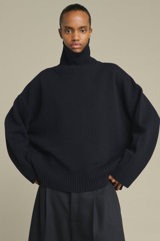Soeur William Roll Neck Navy