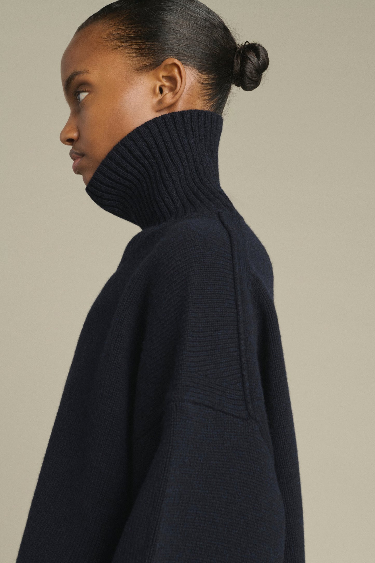Soeur William Roll Neck Navy