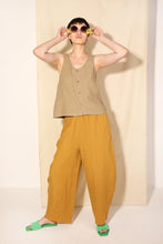Load image into Gallery viewer, L.F.Markey Basic Linen Trouser Dijon
