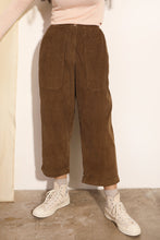 Load image into Gallery viewer, L.F.Markey Beckett Cropped Trousers Olive
