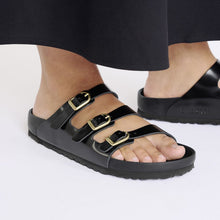Load image into Gallery viewer, Birkenstock Florida Fresh Patent  Leather High Shine Black
