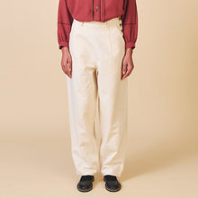 Load image into Gallery viewer, Sideline Pia Jeans Oat
