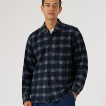 Load image into Gallery viewer, Universal Works Fatigue Shirt Navy / Black
