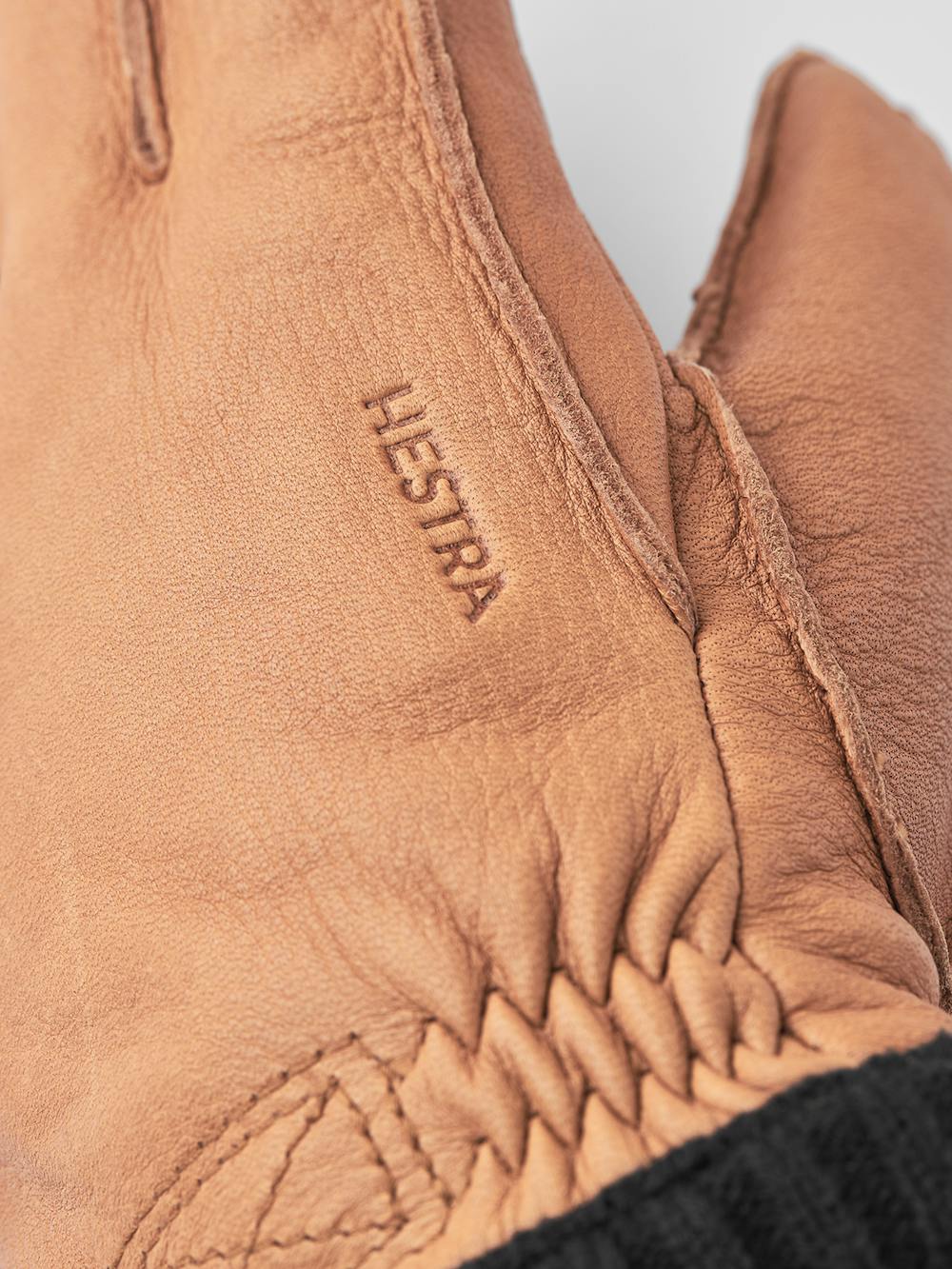 Hestra Deerskin Primaloft Rib Cork