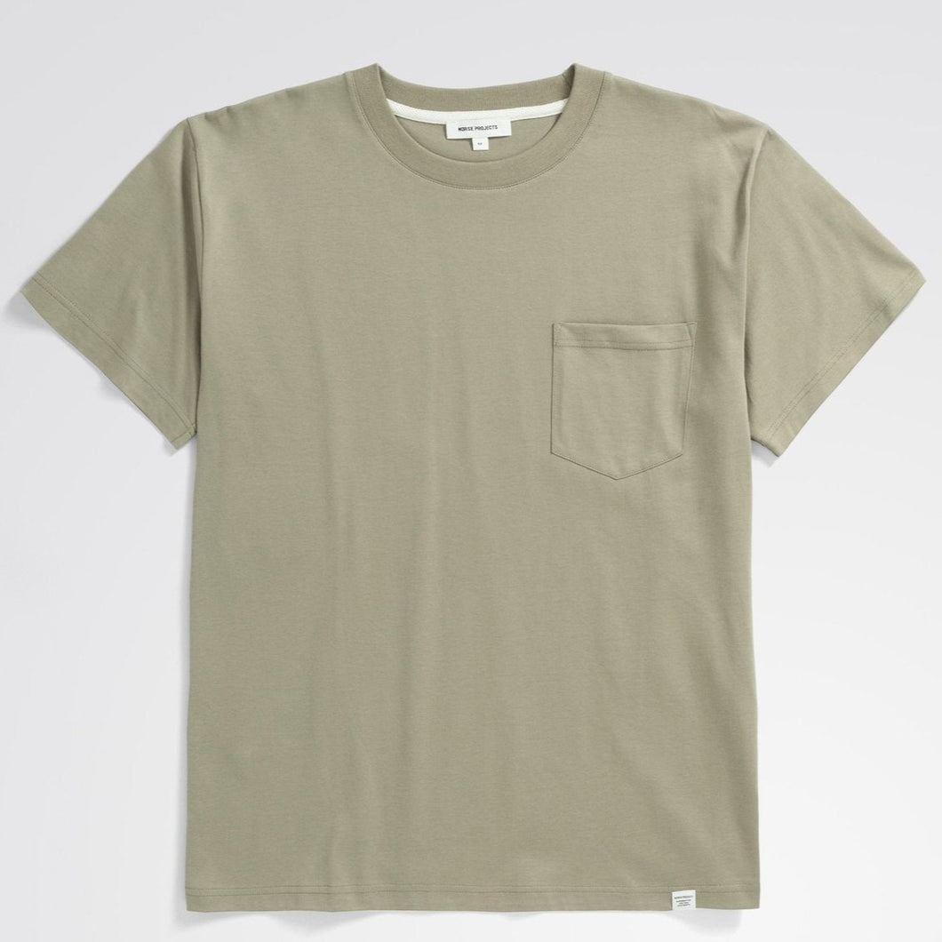 Norse Projects Johannes Standard Pocket SS Clay