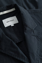 Load image into Gallery viewer, Norse Projects Nilas Typewriter Work Jacket Dark Navy
