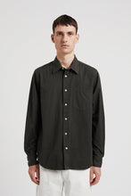 Load image into Gallery viewer, Norse Projects Algot Twill Shirt Black Olive
