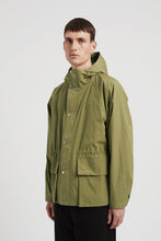 Load image into Gallery viewer, Norse Projects Herluf Tech Poplin Jacket Moss Green
