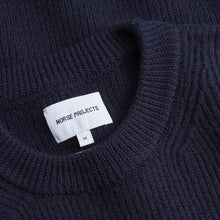 Load image into Gallery viewer, Norse Projects Henning Cotton Wool Rib Sweater Dark Navy
