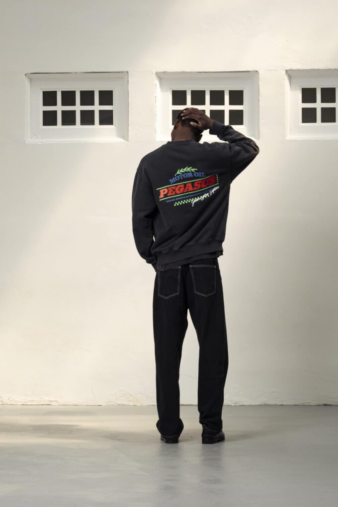 Goodies Sportive Motor Oil Crewneck Black