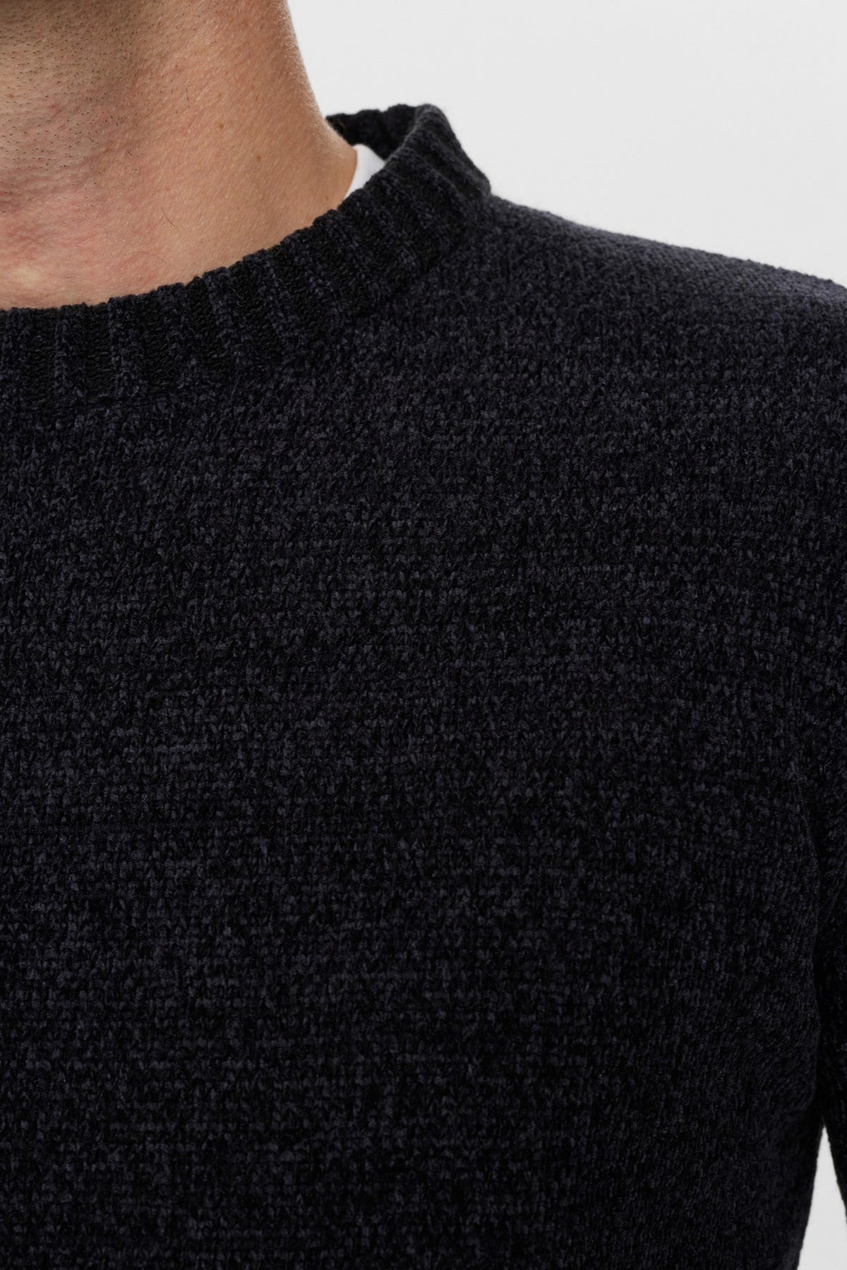 Anerkjendt Aksune Chenile Knit Caviar
