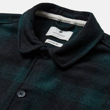 Load image into Gallery viewer, Anerkjendt Akoscar Woolen Overshirt Forest
