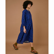 Load image into Gallery viewer, Sideline Astrid Dress Blue Print
