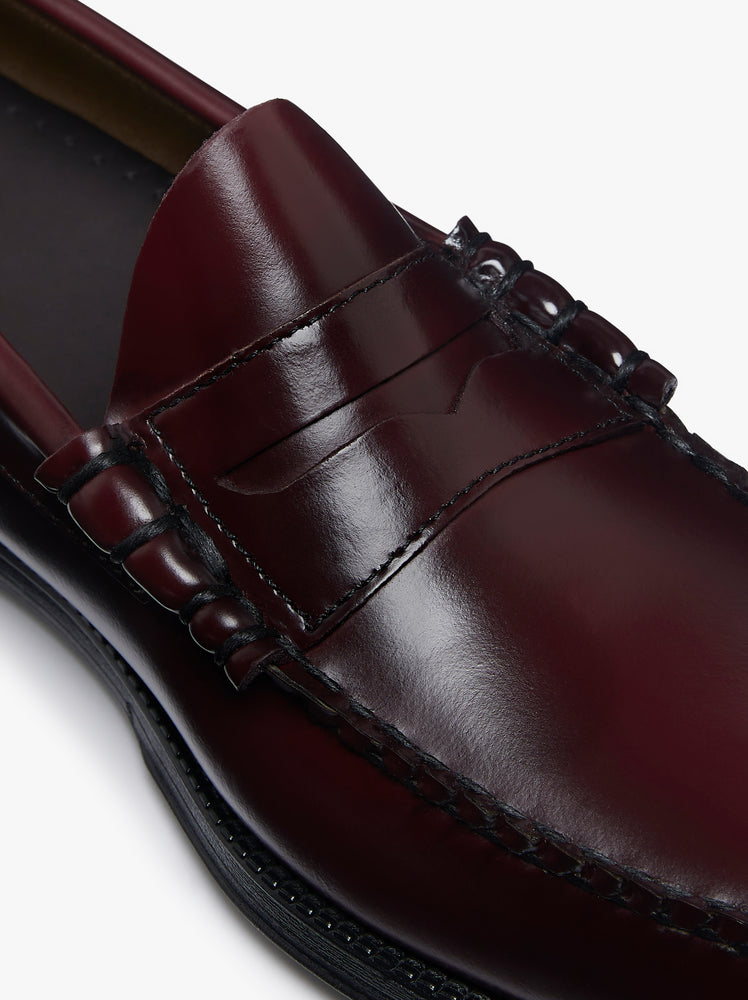 GH BASS Easy Weejuns Larson Flag Penny Loafers Wine Leather
