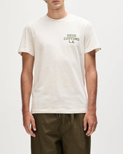 Load image into Gallery viewer, Deus Ex Machina Quickbeak Tee Vintage White

