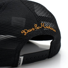 Load image into Gallery viewer, Deus Ex Machina Mazey Trucker Black

