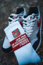 Load image into Gallery viewer, Supa Dupa Tribe Socks White
