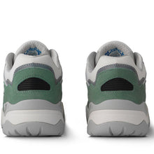 Load image into Gallery viewer, Karhu Fusion XT Iceberg Green / Dusty Yellow
