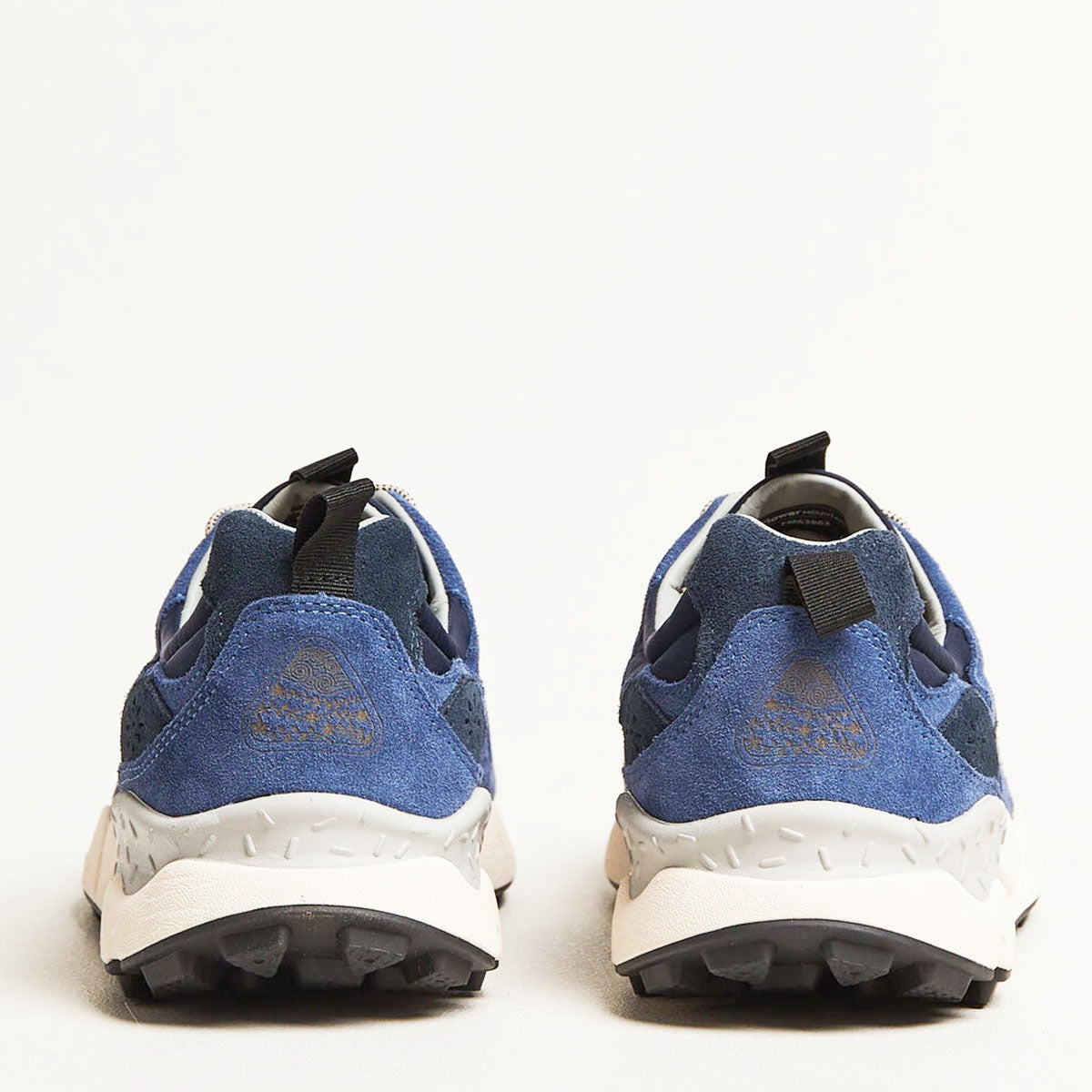 Flower Mountain Yamano 3 Cow Velour Blue-Bluette