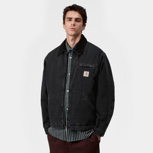Load image into Gallery viewer, Carhartt WIP OG Detroit Jacket Black / Black stone washed
