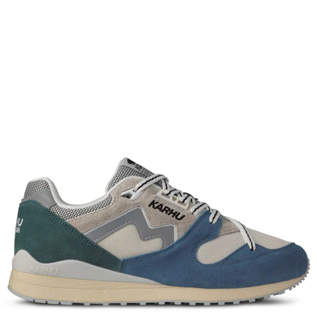 Karhu Classic Coronet Blue / Silver Lining