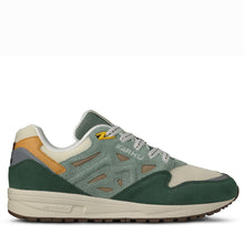 Load image into Gallery viewer, Karhu Legacy 96 Laurel Wreath / Warm Taupe
