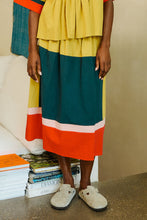 Load image into Gallery viewer, L.F.Vince Skirt Mustard Multi
