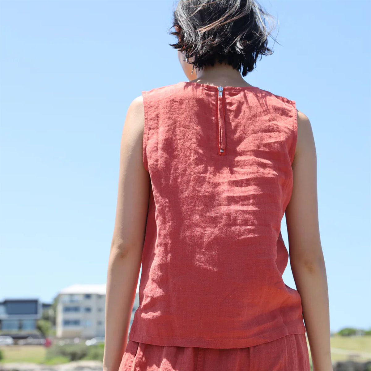 L.F.Markey Basic Linen Vest Paprika