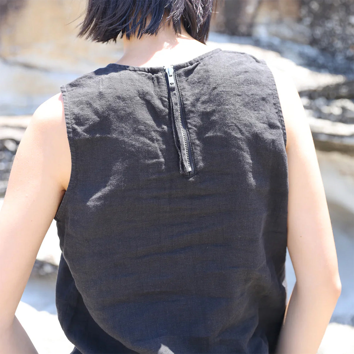 L.F.Markey Basic Linen Vest Black