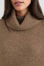 Load image into Gallery viewer, Rails Nadine Sweater Oatmeal
