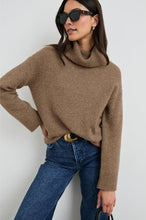 Load image into Gallery viewer, Rails Nadine Sweater Oatmeal
