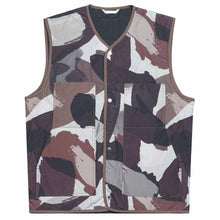 Load image into Gallery viewer, Norse Projects Peter Camo Waxed Nylon Insulated Vest Espresso
