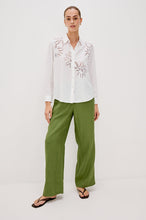Load image into Gallery viewer, Rails Samar Shirt White
