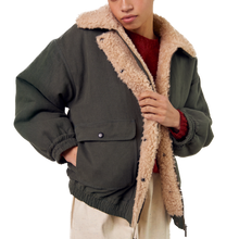 Load image into Gallery viewer, Sideline Wilma Jacket (Reversible)
