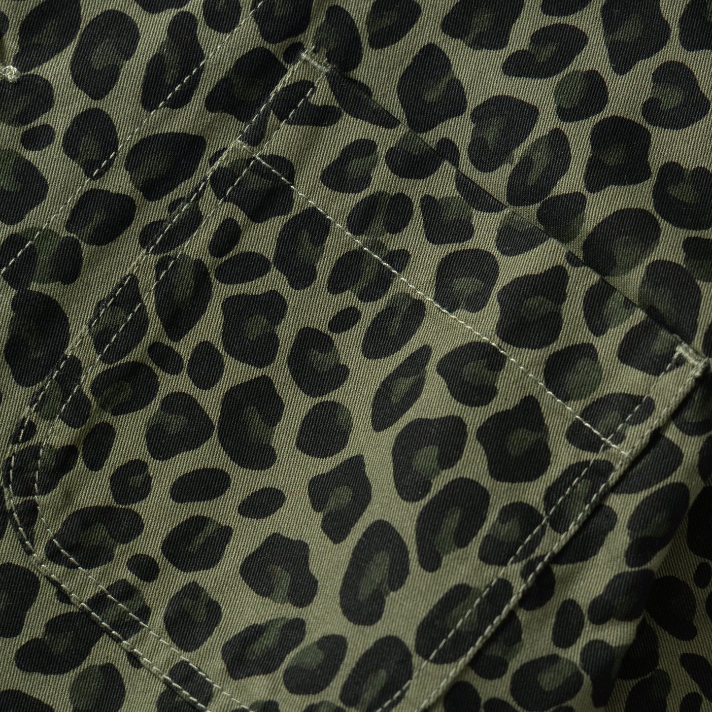 Service Works Patterned Easy Chef Shirt Green Leopard
