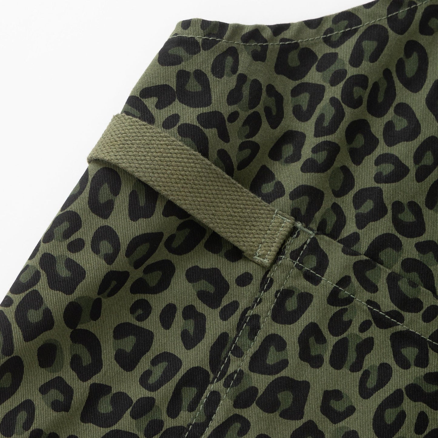 Service Works Patterned Apron Green Leopard