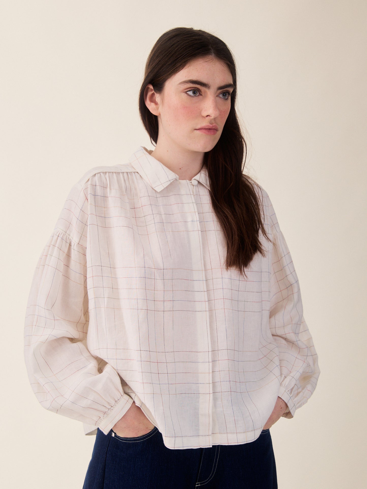 Sideline Binni Shirt White Base