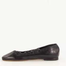 Load image into Gallery viewer, Sessun Pina B Ballerina flat Black
