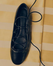 Load image into Gallery viewer, Sessun Pina B Ballerina flat Black
