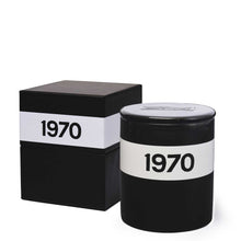 Load image into Gallery viewer, Bella Freud Big 1970 Candle Black
